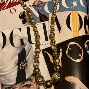 Beautiful, gold beaded, Vintage necklace.